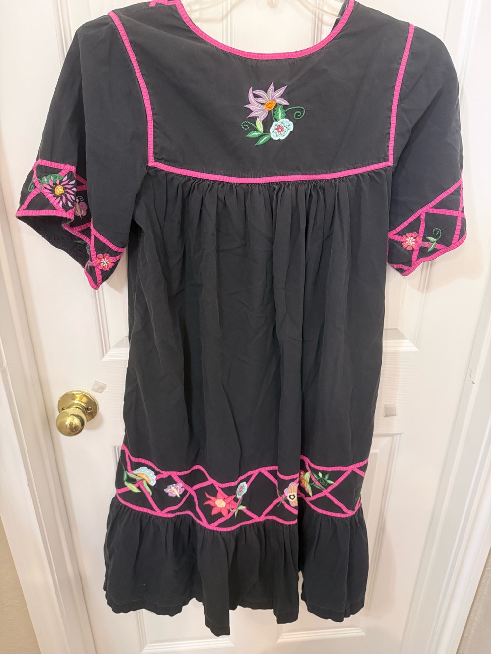 Bechamel Black Midi House Dress with Hot Pink Floral Embroidery - Picture 5 of 6